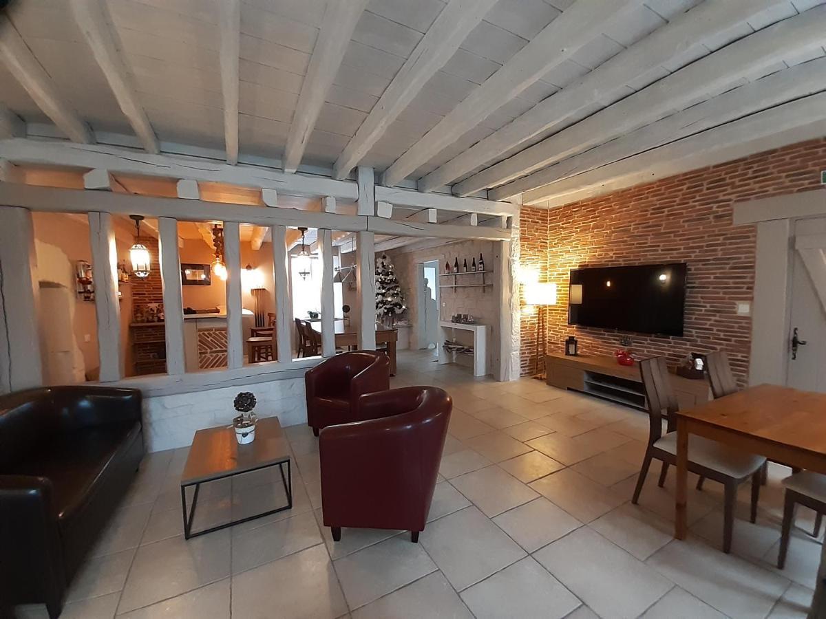 Le Domaine Des Papillons Hotel Beaujeu-Saint-Vallier-et-Pierrejux Екстериор снимка