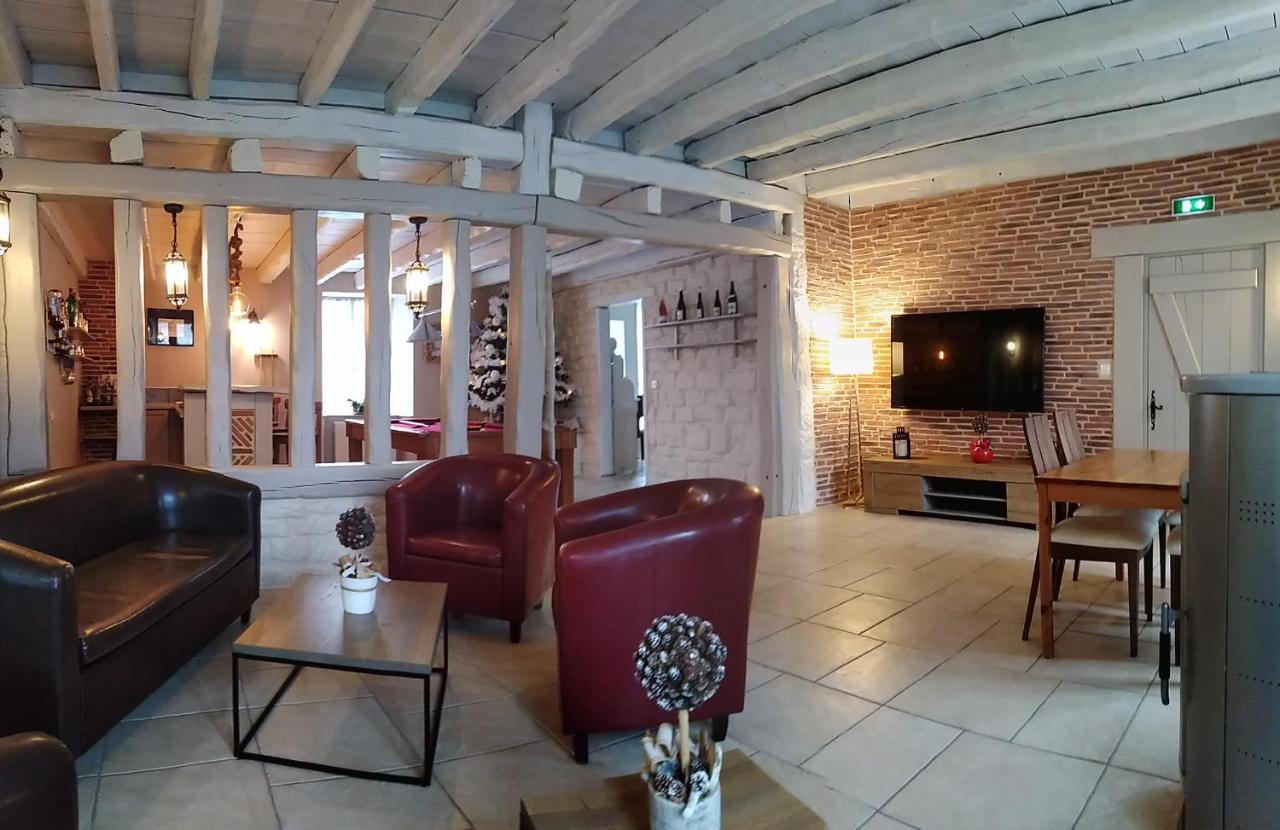 Le Domaine Des Papillons Hotel Beaujeu-Saint-Vallier-et-Pierrejux Екстериор снимка