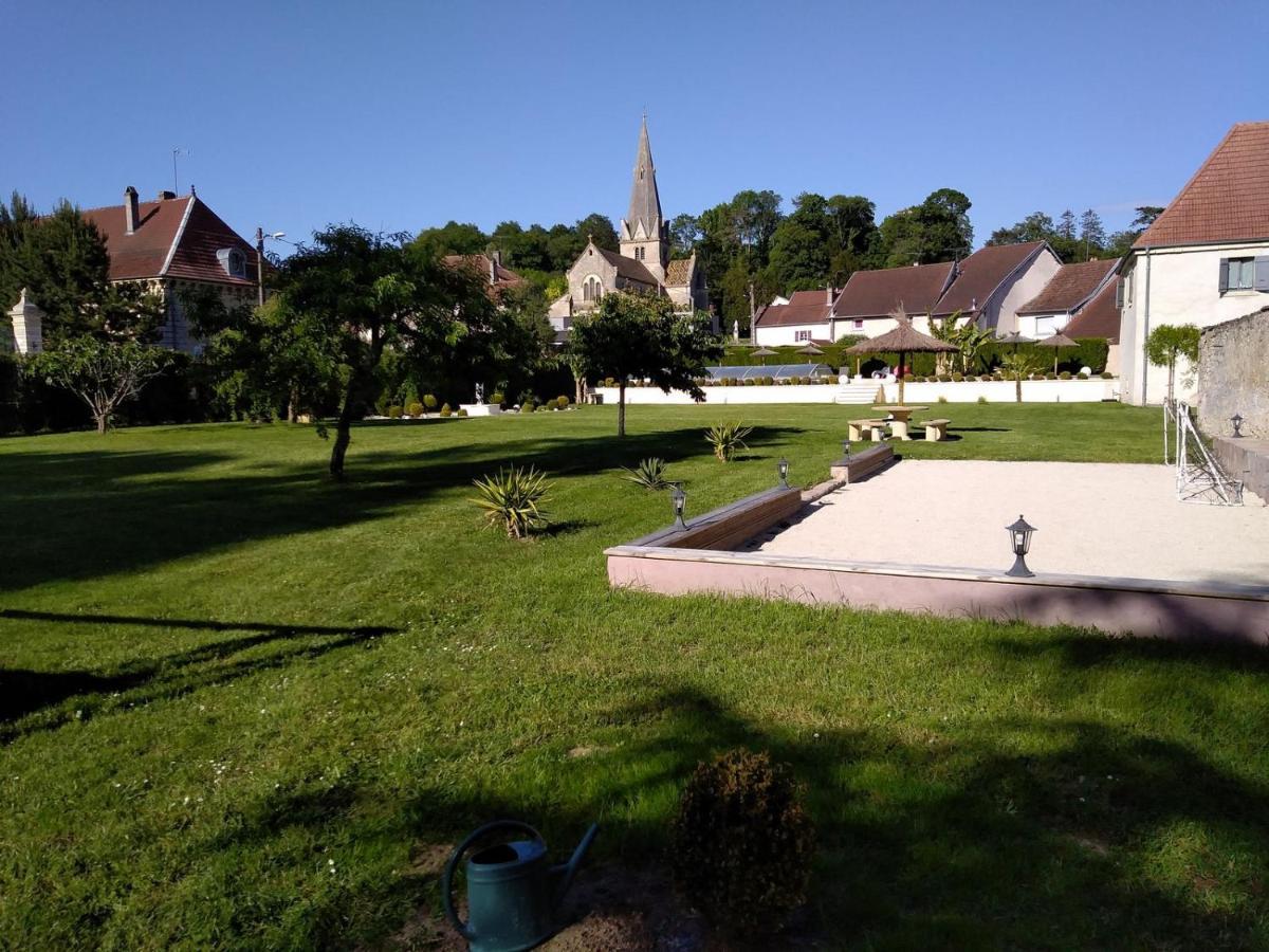 Le Domaine Des Papillons Hotel Beaujeu-Saint-Vallier-et-Pierrejux Екстериор снимка