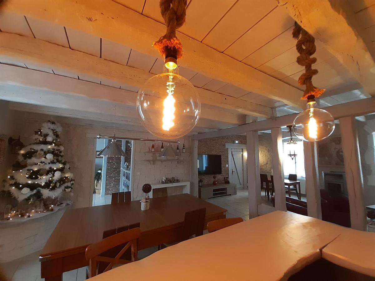Le Domaine Des Papillons Hotel Beaujeu-Saint-Vallier-et-Pierrejux Екстериор снимка