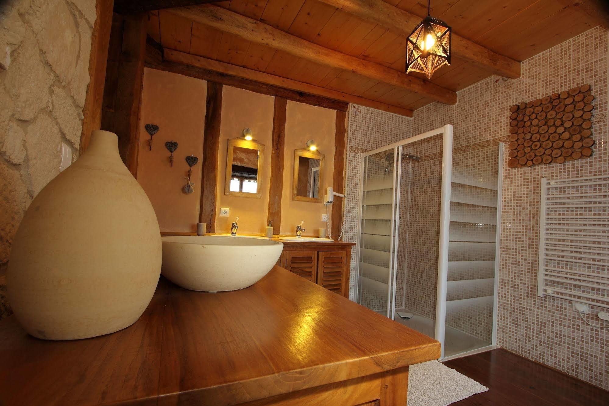 Le Domaine Des Papillons Hotel Beaujeu-Saint-Vallier-et-Pierrejux Екстериор снимка
