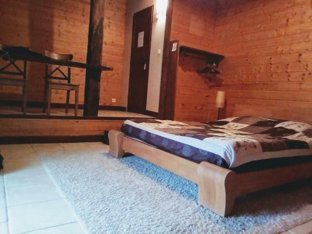 Le Domaine Des Papillons Hotel Beaujeu-Saint-Vallier-et-Pierrejux Екстериор снимка
