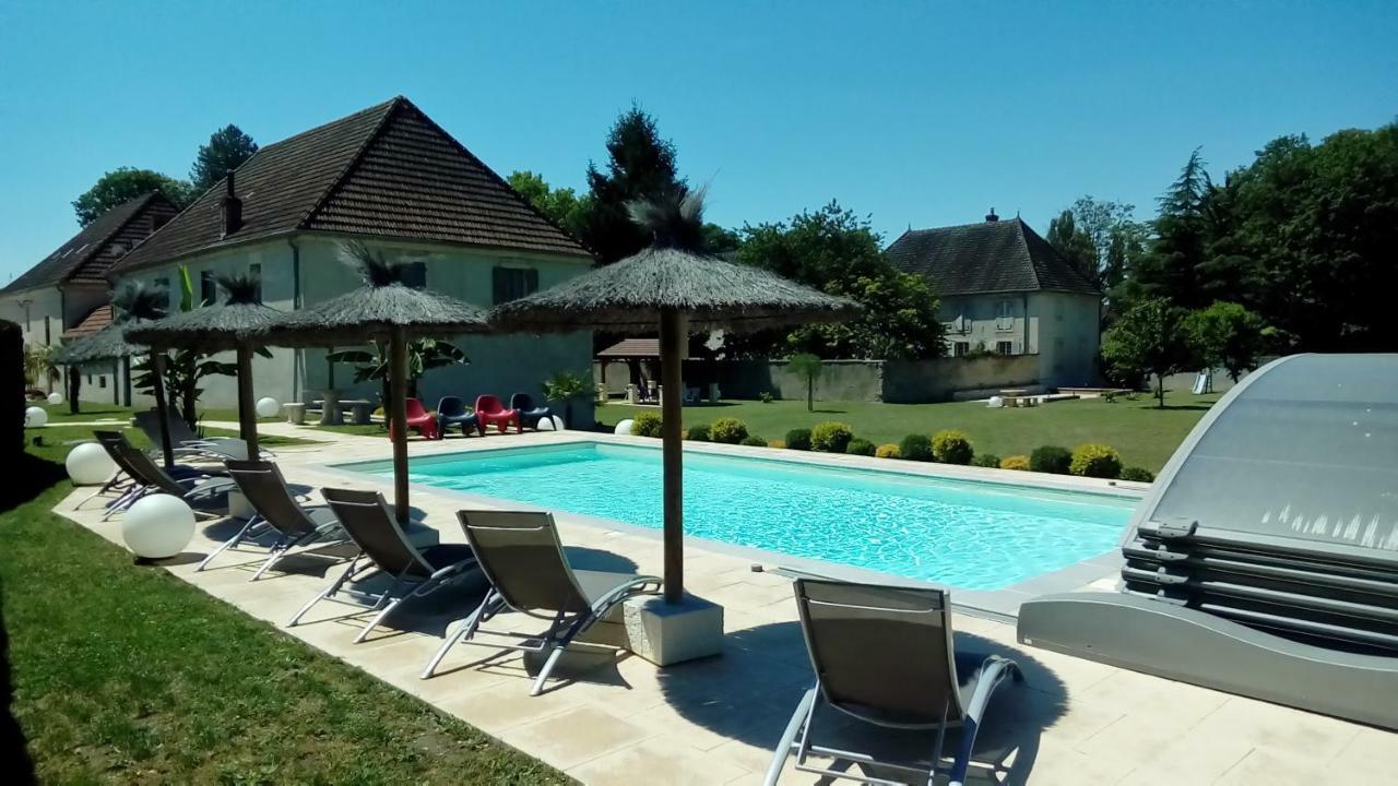 Le Domaine Des Papillons Hotel Beaujeu-Saint-Vallier-et-Pierrejux Екстериор снимка