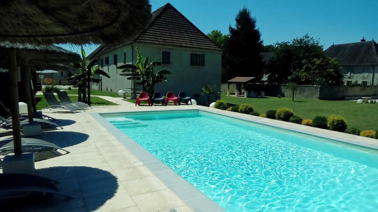 Le Domaine Des Papillons Hotel Beaujeu-Saint-Vallier-et-Pierrejux Екстериор снимка